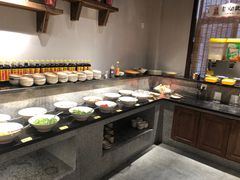 自助调料区-山城鼎重庆老火锅(西安钟楼店)
