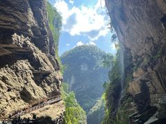 -龙水峡地缝景区