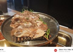 -草家酱蟹炭火烤肉店(珲春南路一店)