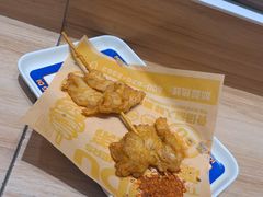 -魔都三兄弟·酸辣粉·小面炸串(虹桥万科店)