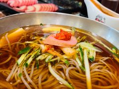 -啊美丽炭火烤肉(滑翔一店)