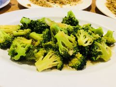 -ZF Seafood Restaurant 卓峰海鲜餐