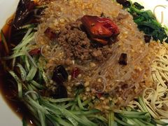 -吴记酱骨炖菜馆(西大直街店)