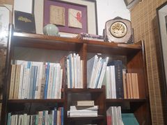 -荒岛书店(黄县路店)