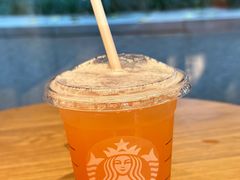 -星巴克(上海虹桥新天地二店)