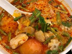 -J Daeng Seafood