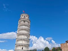 -文艺复兴百货(米兰大教堂广场店)