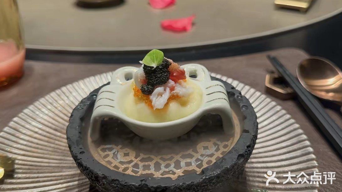 上海必吃!雪蟹刺身性价比之王!环境服务佳!