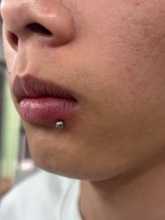 -冰岛刺青·手工穿孔·耳洞吧·专业喜纹身