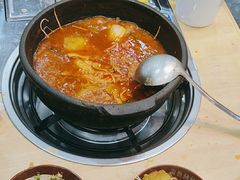 -钱摊摊安顺夺夺粉火锅(宏大广场店)