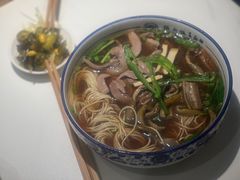 -镇南锅盖面馆(解放路店)