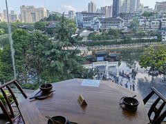-包整·丝娃娃(甲秀楼景观店)