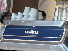 -LAVAZZA拉瓦萨咖啡(上海金融街店)