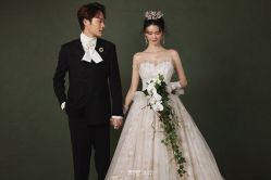 -雨墨婚纱摄影工作室