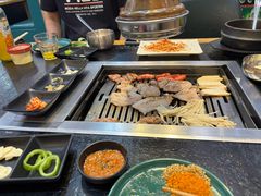 -臻牛烤肉