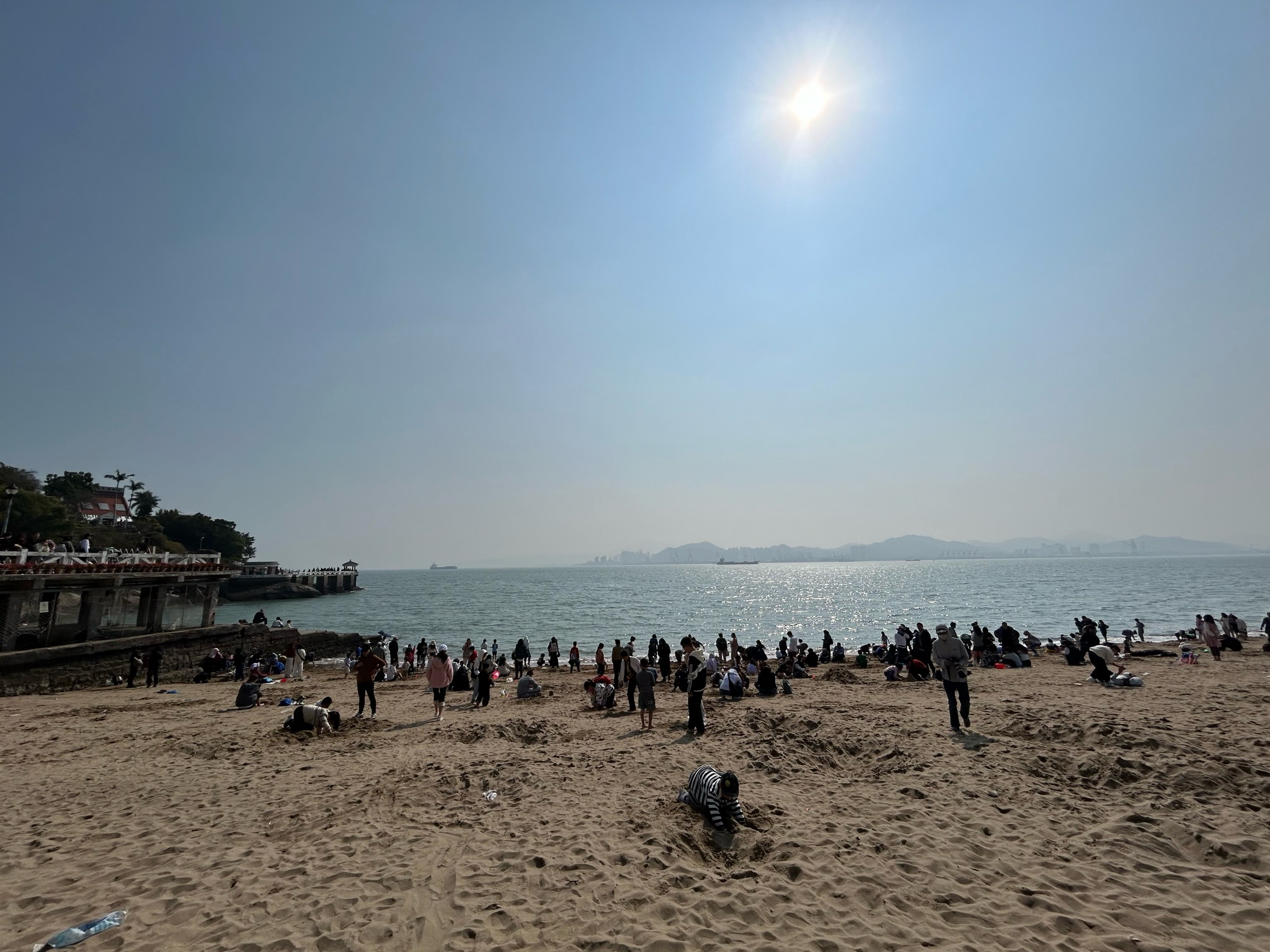 马銮湾景区沙岸
浪潮_厦门马銮湾在那边

（厦门马銮湾沙滩）