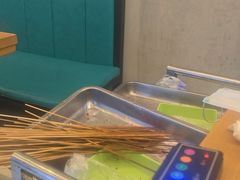 -牛串门串串香(东直门簋街总店)