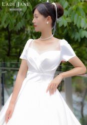 -Lady  Jane高端婚纱礼服馆
