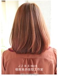 加微信：396246013，9折体验-极致·本色 发型工作室