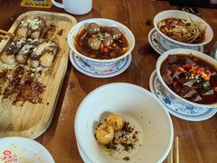 -炉小二铜锅牛蛙•川湘菜(三里屯店)
