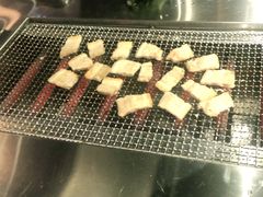 -马路牙子地桌烤肉(工体店)