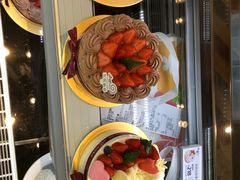 -花花卷卷·鲜食蛋糕(静安久光百货店)