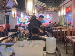 -川流不息·地道川菜·小龙虾(新松江路店)