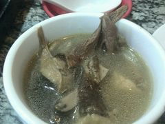 -蘑统田下·野生菌火锅