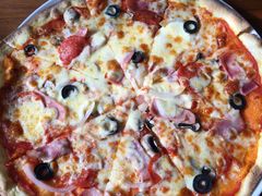 -JINNS锦时 steak&pizza(浸信会礼拜堂旧址店)