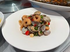-艳阳天·非遗楚菜(武汉客厅店)