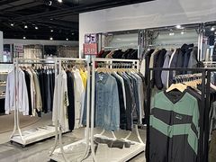 -斯普瑞斯奥特莱斯