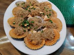 蒜蓉粉丝蒸扇贝-黄大妈农家菜