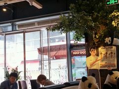 -Who乎coffee&bar