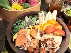 -三出山火锅(南京万象天地店)