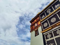 -噶丹松赞林寺