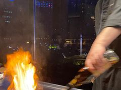 -丽思卡尔顿·炙焰·铁板烧餐厅