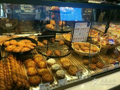 -巴黎贝甜(大宁国际商业广场店)