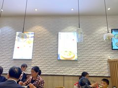 大堂-顾一碗馄饨·烧麦(儿童医学中心店)