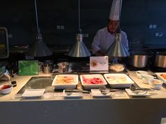 -大雁塔假日酒店·绿茵阁西餐厅