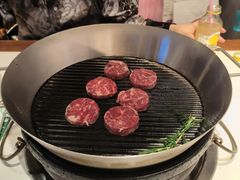 -佟爷·老北京炙子烤肉(长寿路店)