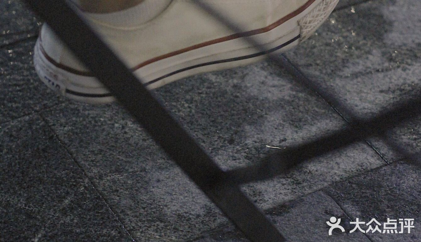 周末去哪玩？夜雨中的深业上城，另一种美的方式～