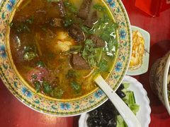 -金杨拉面王小吃面馆·牛三宝面·红烧牛肉粉