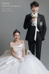 -雪中彩影婚纱摄影·微光艺术中心