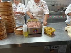 -馋三尺蟹粉小笼(人民广场店)