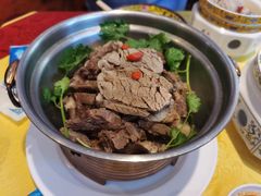草原手把肉-德乐海蒙餐