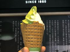 抹茶牛乳霜淇淋-辻利茶舖TSUJIRI(万象天地店)