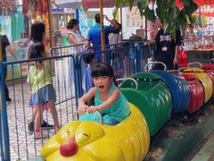 -顺德大良半月城游乐场