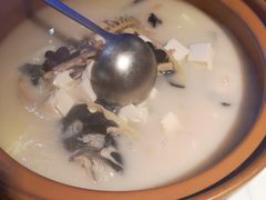 -姜君·千岛湖鱼头馆(浦东大道店)