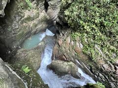 -龙水峡地缝景区