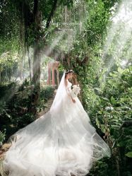 -雪中彩影婚纱摄影·微光艺术中心